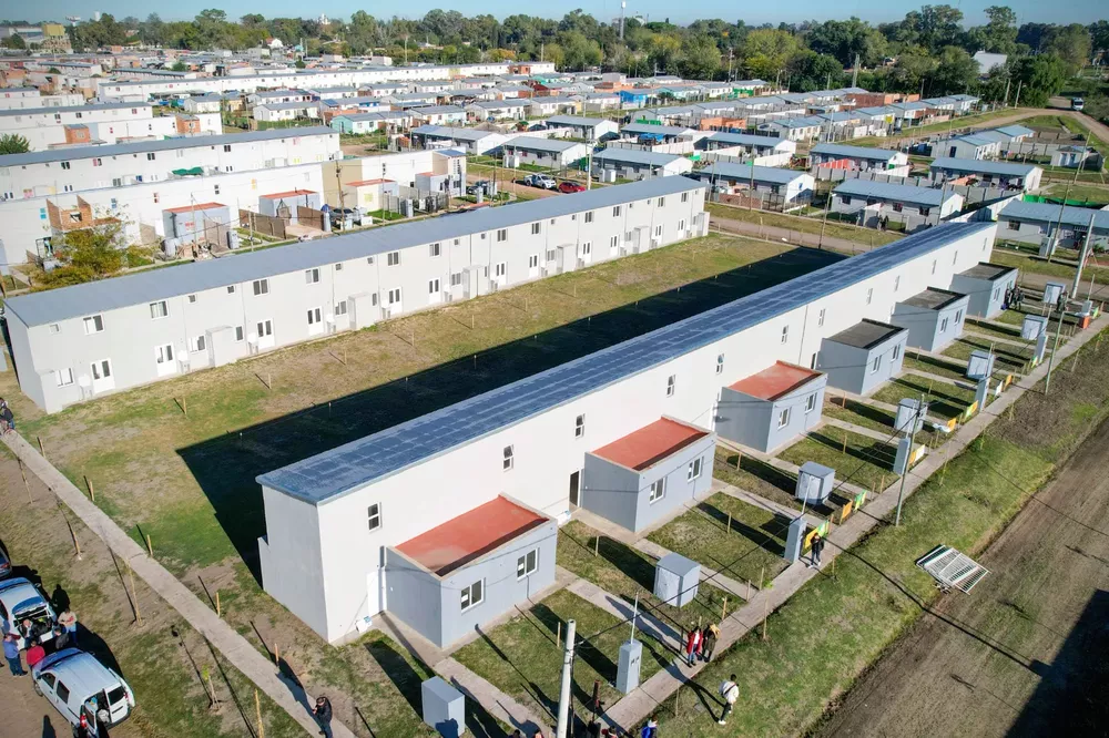 2023-05-02_florencio_varela_aerea