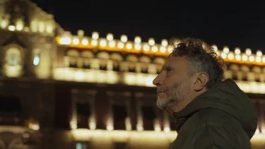fito_paez__el_mundo_cabe_en_una_cancion_n_01_18_18_16_r