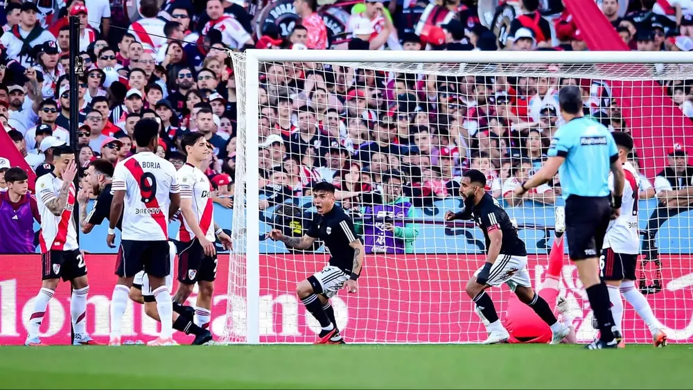 WhatsApp Image 2025-09-28 at 22.15.10