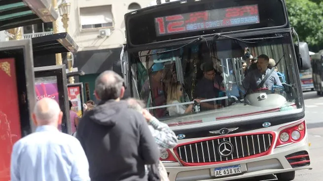 colectivos-pasajeros-transporte-publico