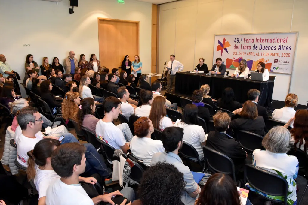 WhatsApp Image 2025-12-09 at 21.14.27